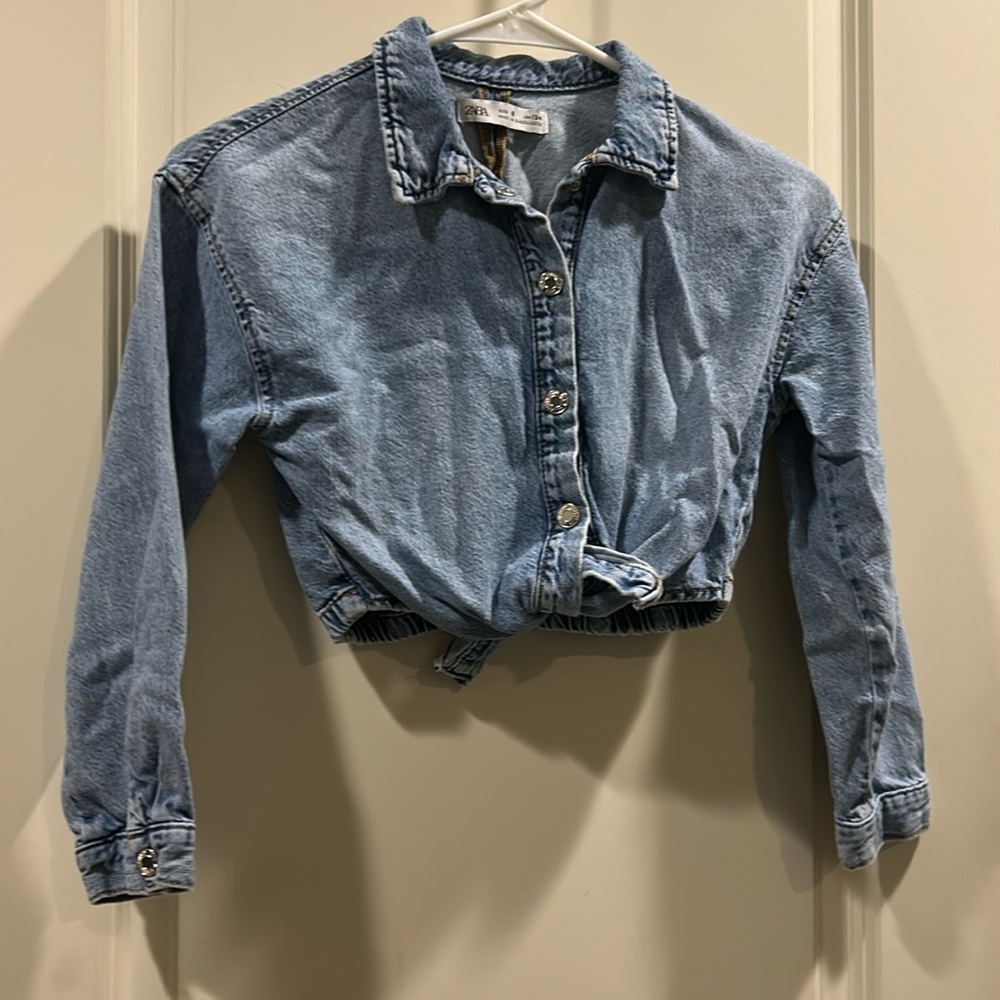 Zara tie front Cropped Denim Snaps faded design Jean Shirt long sleeves size 9